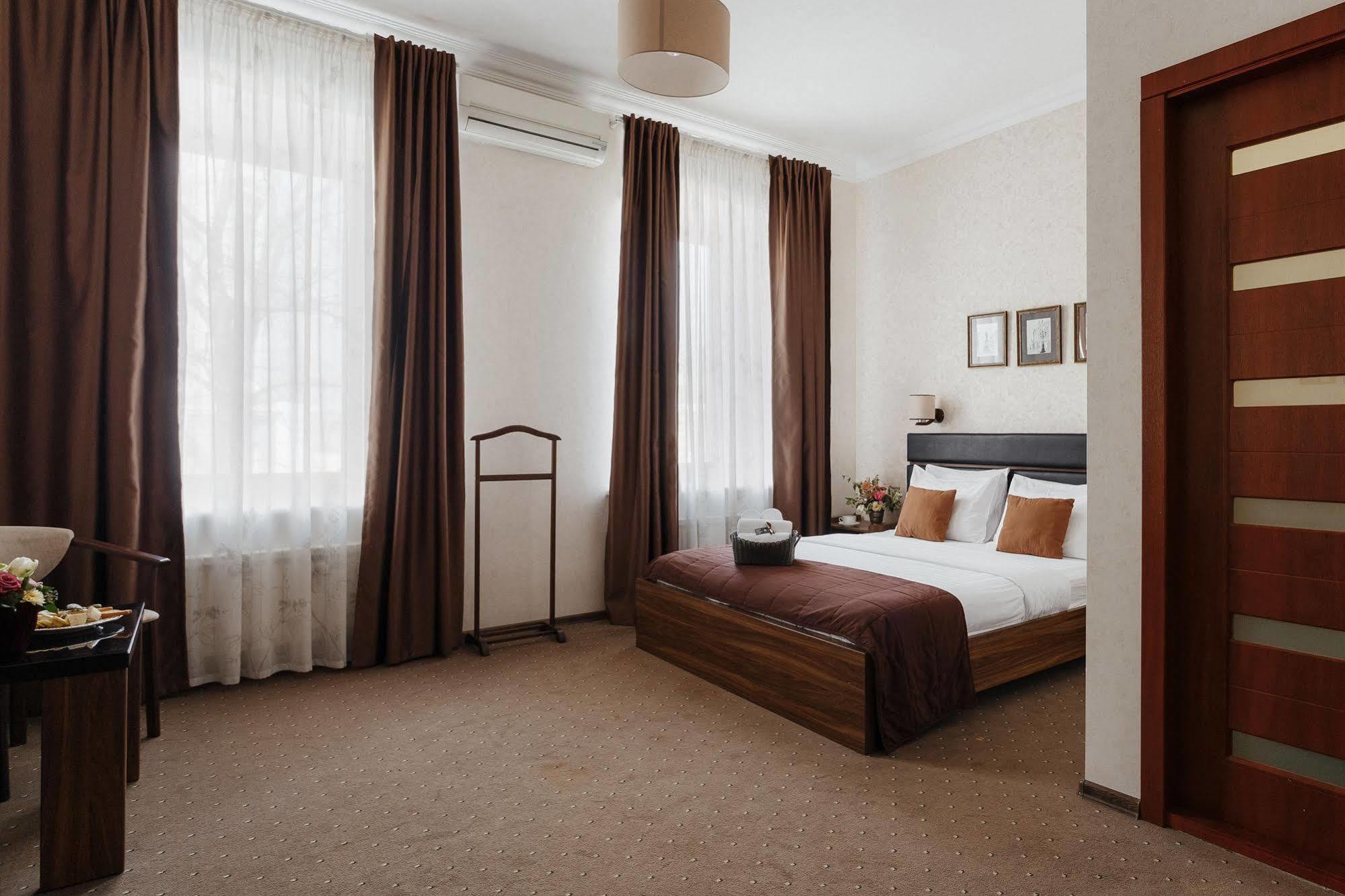 2be Aparts Odessa Exterior foto
