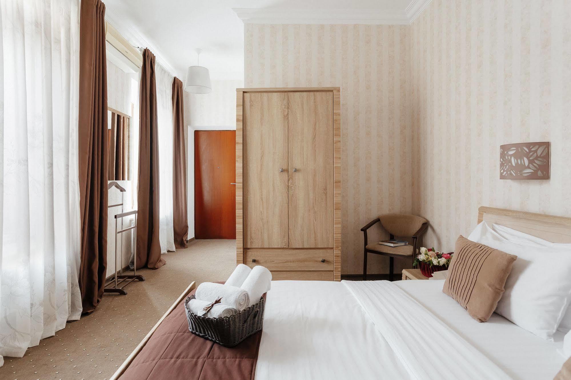 2be Aparts Odessa Exterior foto